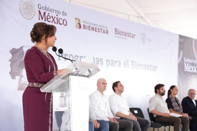 Coordinación de gobiernos estatal y federal devuelve esperanza y dignidad a miles de familias en Tlaxcala